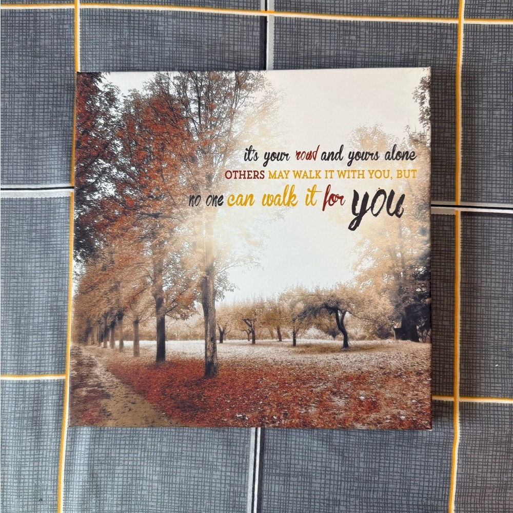🏡Like New Inspirational Autumn Canvas Art
10 3/4” x 10 3/4”